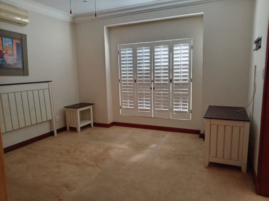 4 Bedroom Property for Sale in Caribbean Beach Club North West